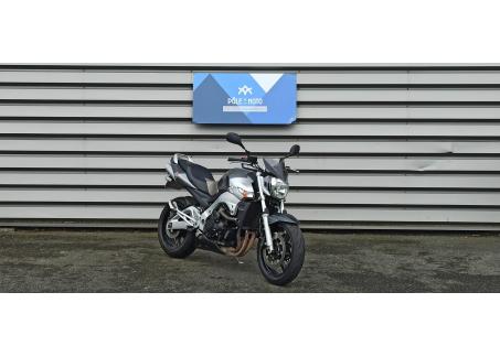 SUZUKI GSR 600